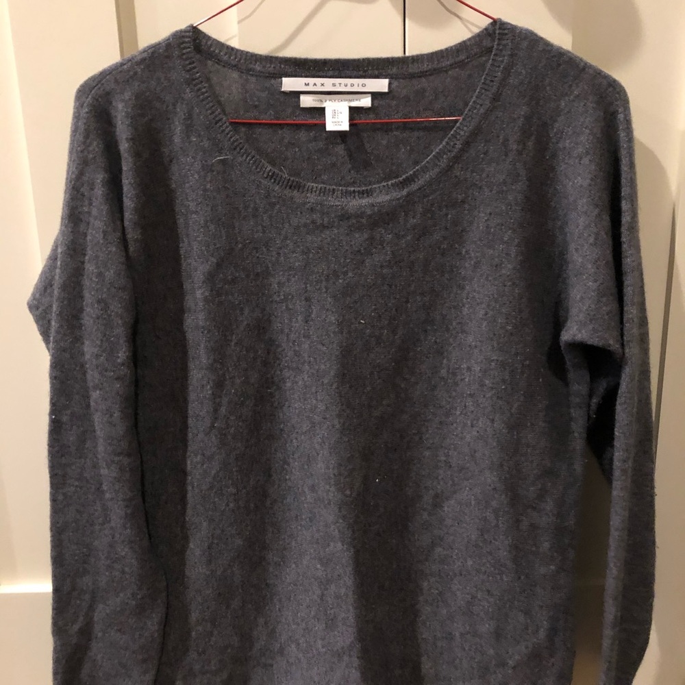 DISCOUNT Max Studio 100% 2 ply cashmere sweater